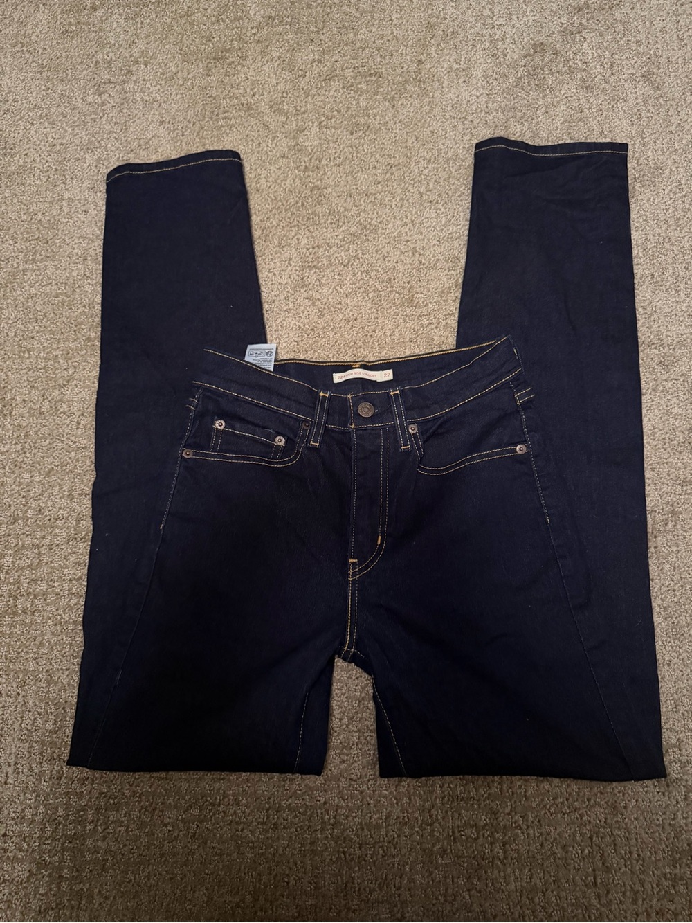 Levi’s Women's Dark Blue 724 High Rise Straight Jeans